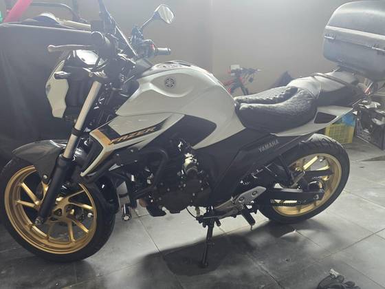 YAMAHA FZ25 FAZER CONNECTED ABS YAMAHA FZ25 FAZER CONNECTED ABS